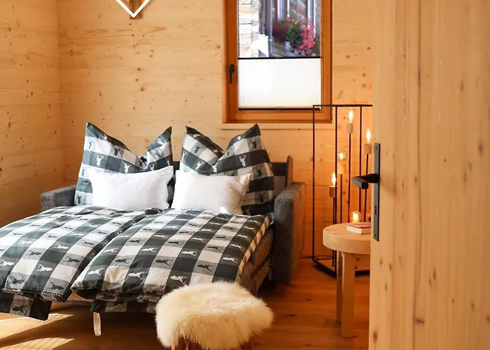 Gipfelsturm Alpstuga Haus im Ennstal